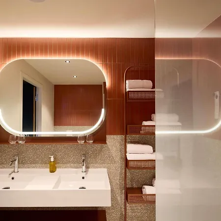 - Handwritten Collection Hotel 4*