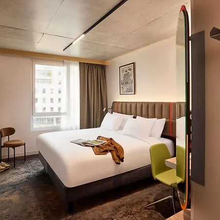 Hotel - Handwritten Collection